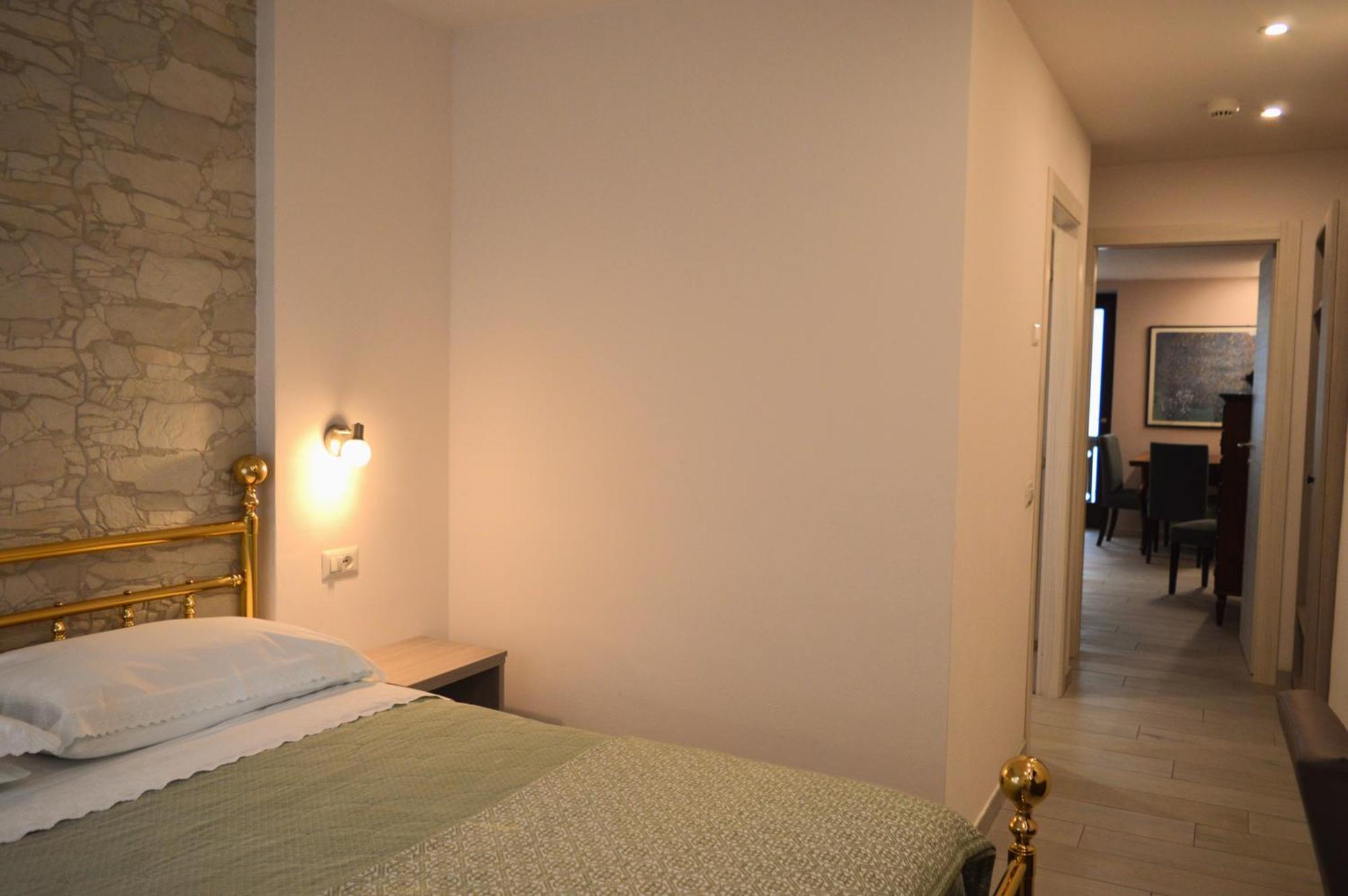Hotel Wanda Пинцоло Екстериор снимка