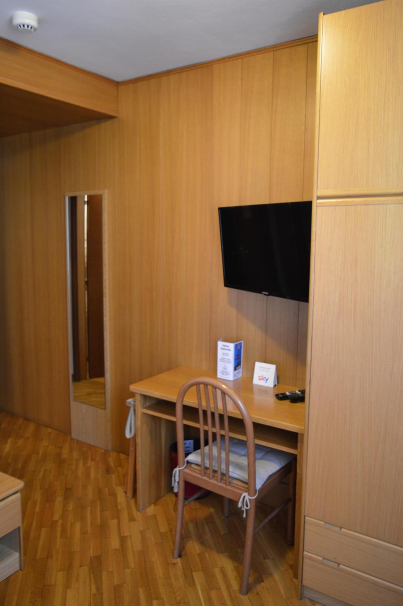 Hotel Wanda Пинцоло Екстериор снимка
