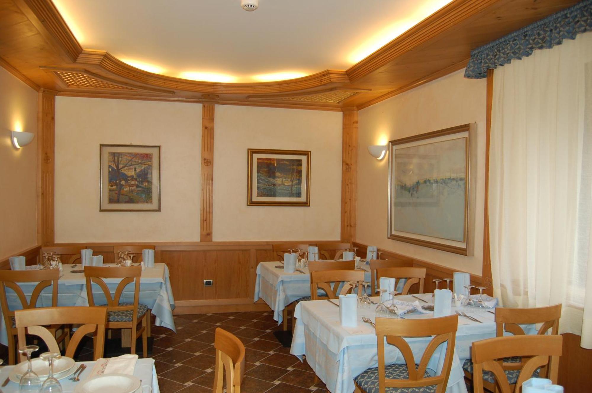 Hotel Wanda Пинцоло Екстериор снимка