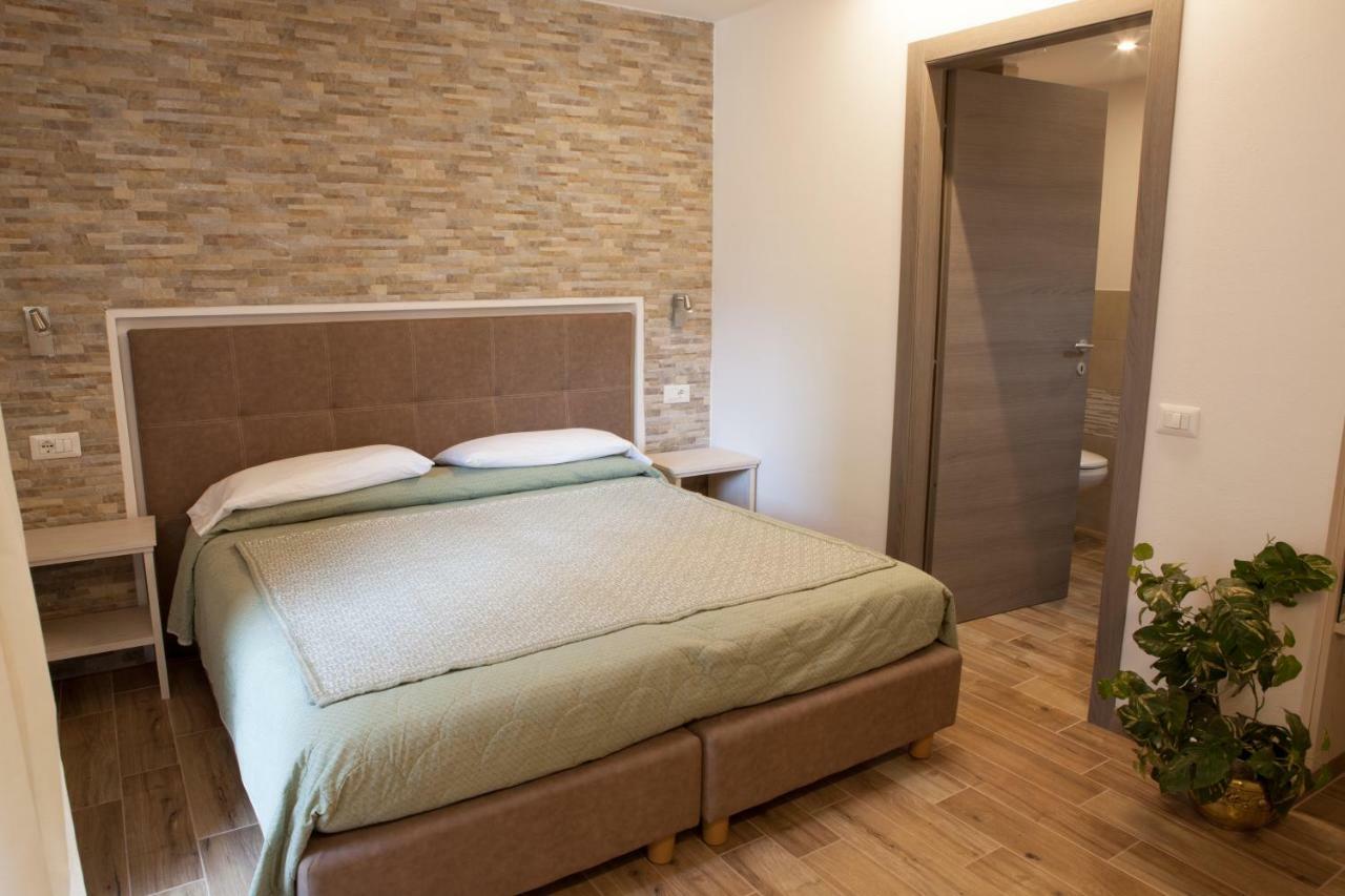 Hotel Wanda Пинцоло Екстериор снимка